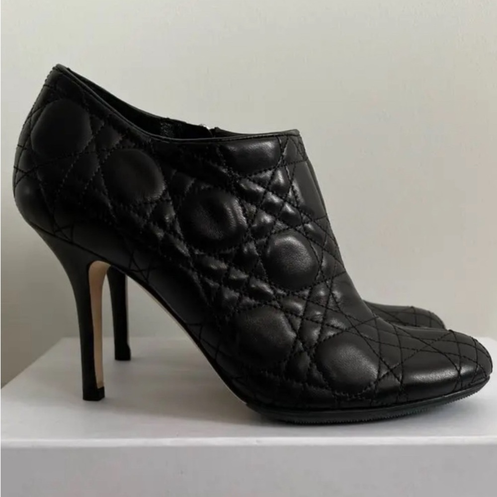 (𝐒𝐎𝐋𝐃)🎊𝟑𝐱𝐇𝐏!🎊 DIOR Cannage Pattern Leather Boots CHRISTIAN DIOR Size 40